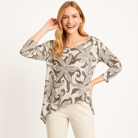 Sun Moda Tops - SUN MODA Gray & Cream Starfish Print Asymmetrical 3/4 Sleeve Tunic Top Size S